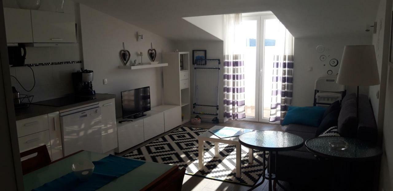 Apartmani Riva โรกอซนิซา ภายนอก รูปภาพ