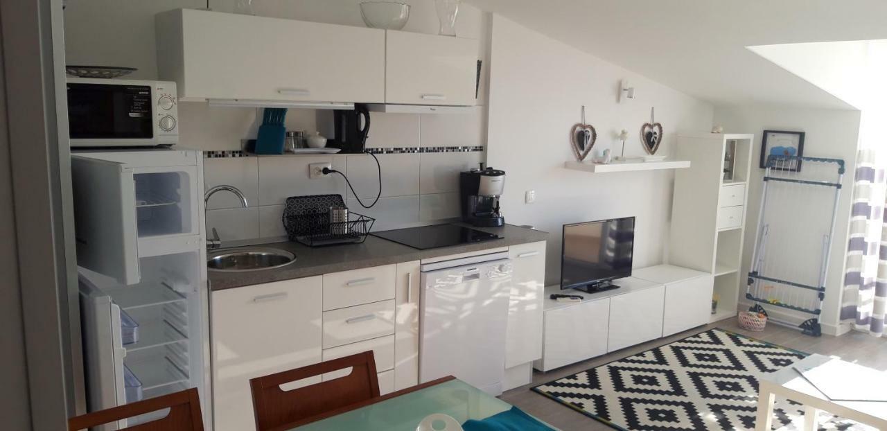 Apartmani Riva โรกอซนิซา ภายนอก รูปภาพ